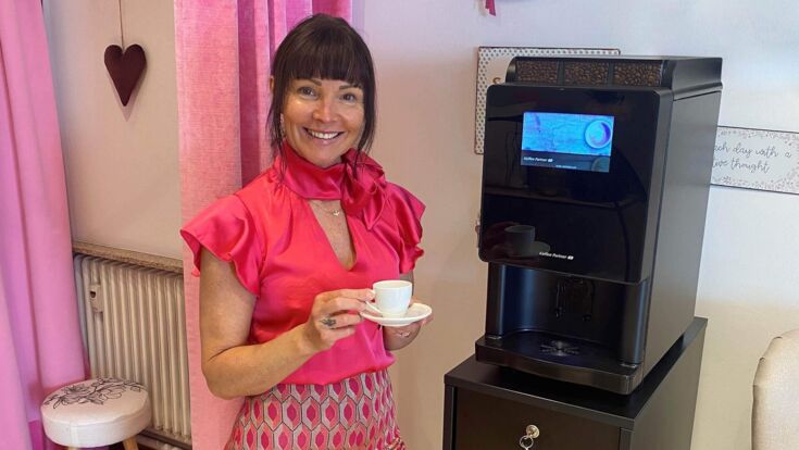 Kaffee Partner Kunde MI-KA Rinascimento mit Kaffeevollautomat
