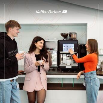 Wertschätzung und Mitarbeitendenmotivation entscheiden über den Erfolg im Unternehmen. 💥  Ein professioneller Kaffeevollautomat ist mehr als nur eine Kaffeemaschine – er ist ein Zeichen der Wertschätzung und ein täglicher Motivationsschub für das Team. Gemeinsam genießen wir jeden Schluck!🤎

Frischer Kaffee und gute Gespräche – so starten wir motiviert in den Tag! ☕💬

Interessiert? Jetzt Angebot einholen! Link in Bio. 🛒

#kaffeepartner #mitarbeitermotivation #kaffeeimbüro #kaffeegenuss #kaffeepause