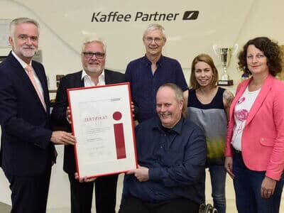 Kaffee Partner erhält Zertifikat als barrierefreier Arbeitgeber