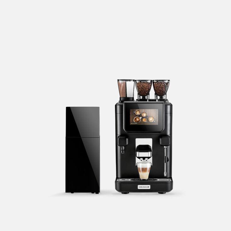 Kaffeevollautomat mit Milchkühler