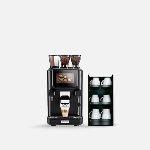 Tassenwärmer neben Kaffeeautomat