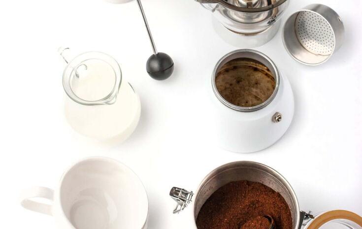 Kaffee wird im Café jetzt selbst zubereitet