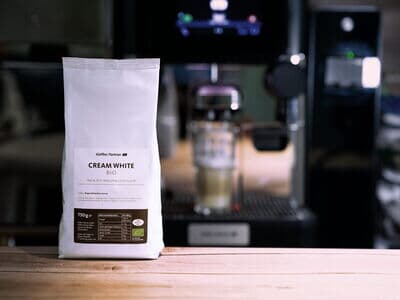 Milchpulver und Kaffeevollautomat